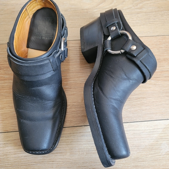 FRYE Harness Mules 8 - Picture 2 of 10